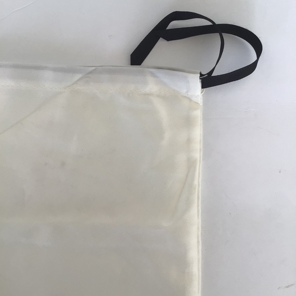 GUCCI SATIN DUSTBAG - Picture 4 of 4